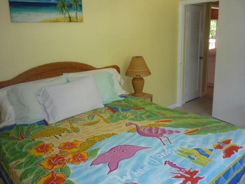 White Sands Inn Marathon Extérieur photo